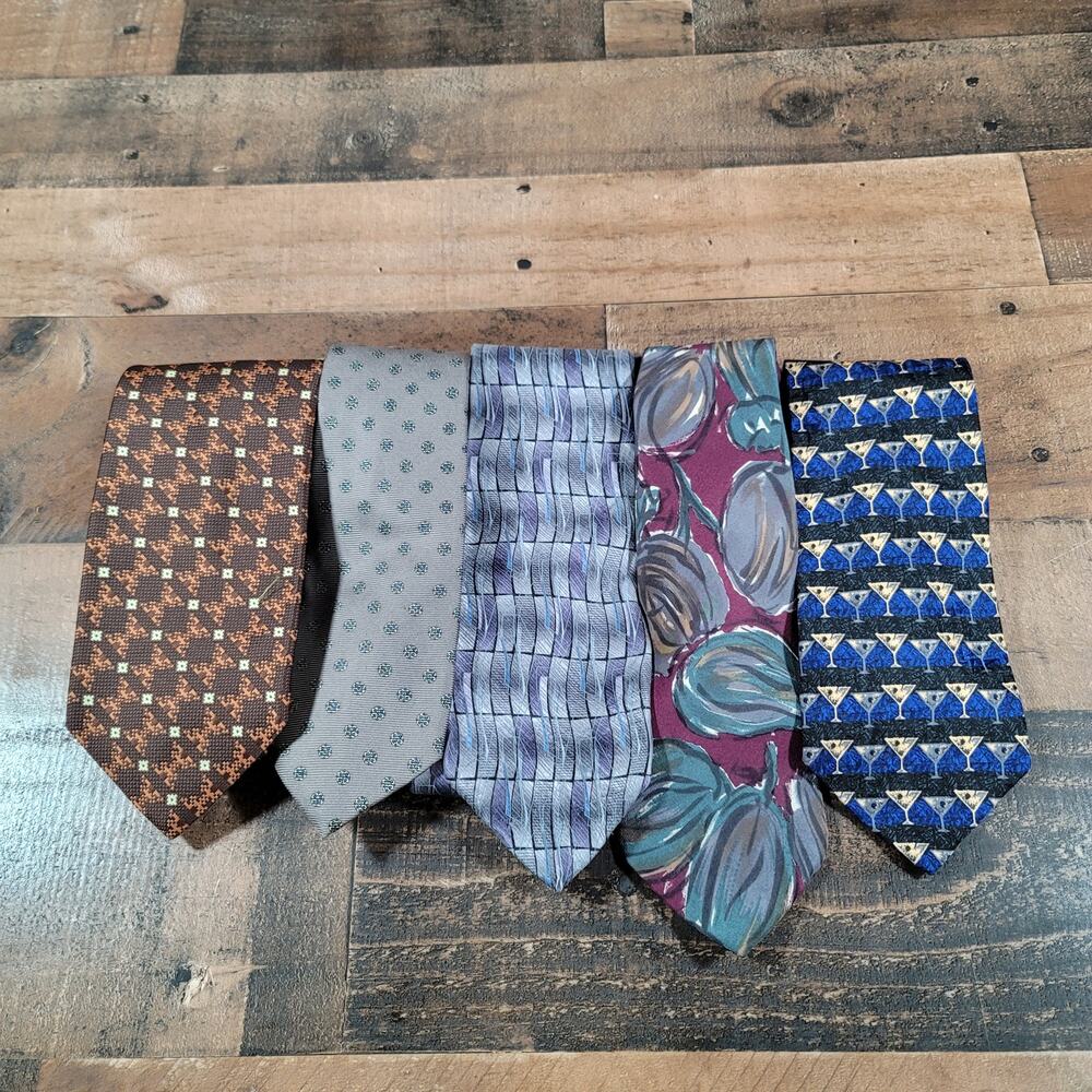 Lot of 5 Designer Graphic Suit/Dress Mens Neck Ties